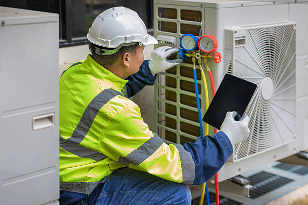 Professional Air Conditioning Repair technician working in Von Ormy, TX